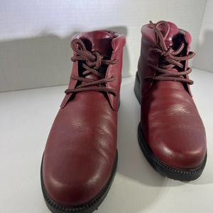 Sale !! Studio Works ankle Booties size 7.5